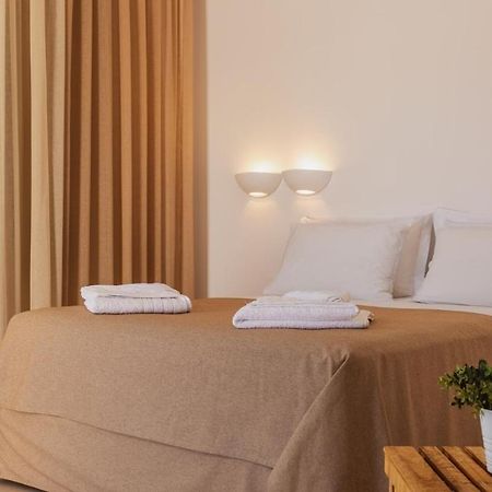 To Rantevou Tis Alykis Rooms & Apartments Kímolos Dış mekan fotoğraf