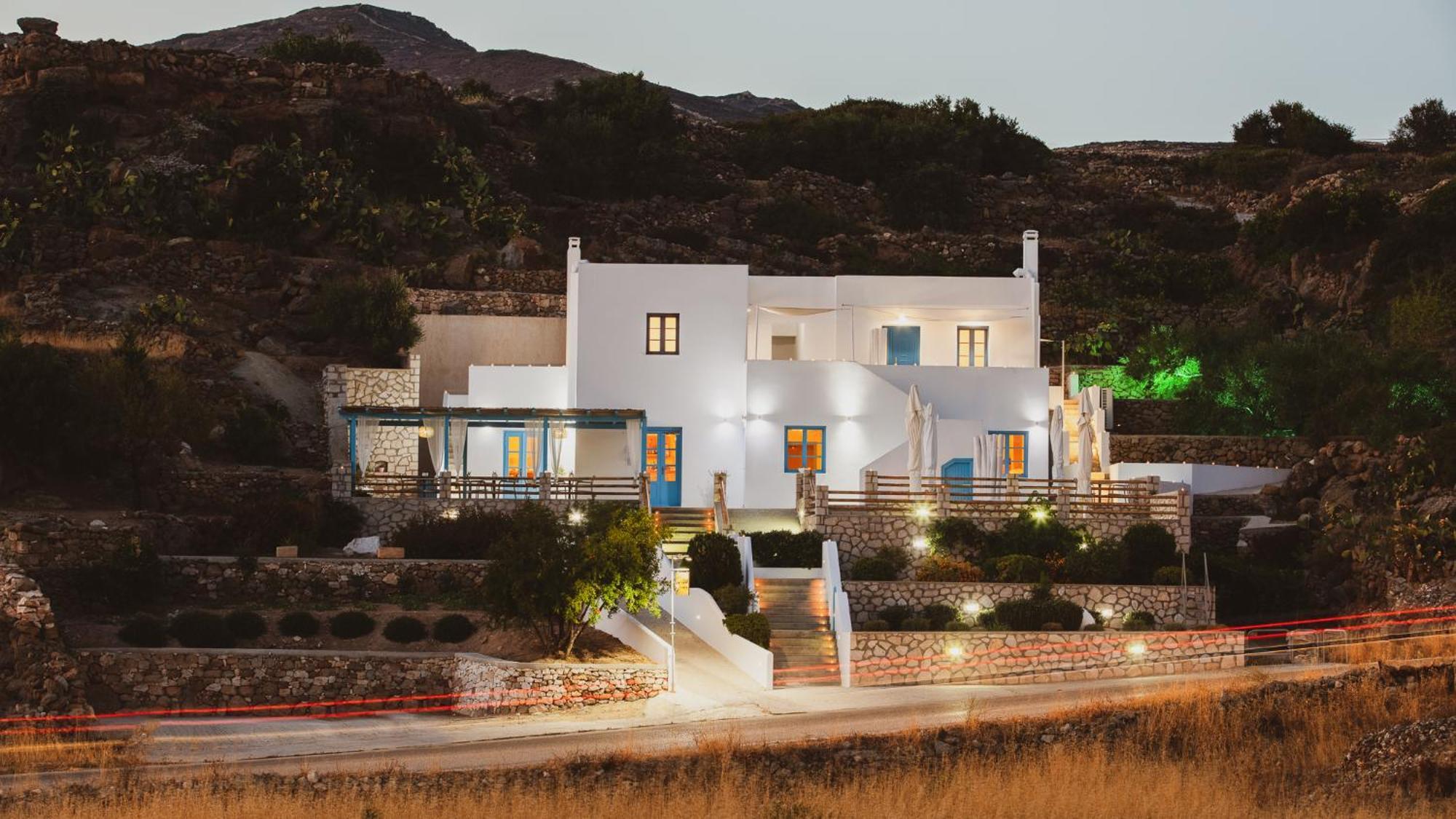 To Rantevou Tis Alykis Rooms & Apartments Kímolos Dış mekan fotoğraf