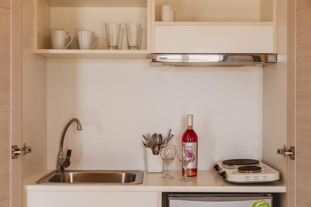 To Rantevou Tis Alykis Rooms & Apartments Kímolos Dış mekan fotoğraf