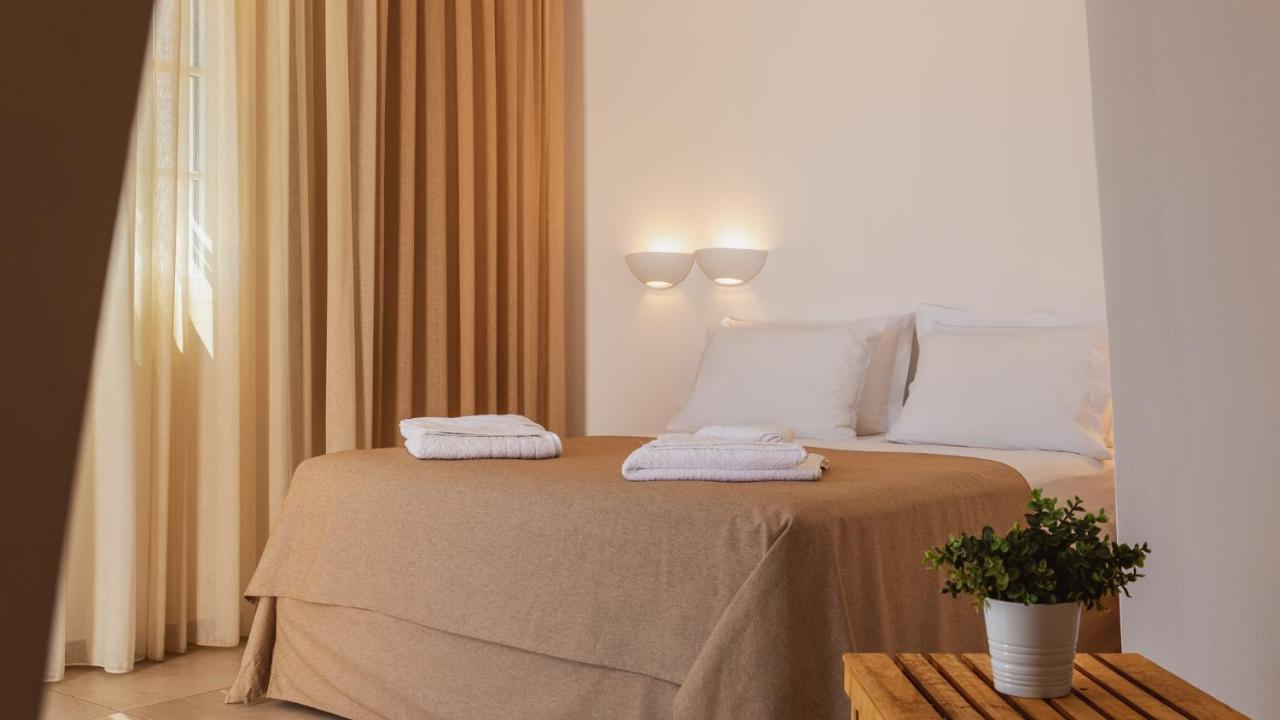 To Rantevou Tis Alykis Rooms & Apartments Kímolos Dış mekan fotoğraf